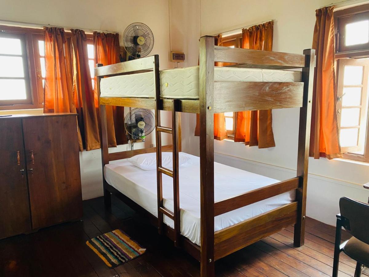 Tanty'S Hostel Galle Buitenkant foto