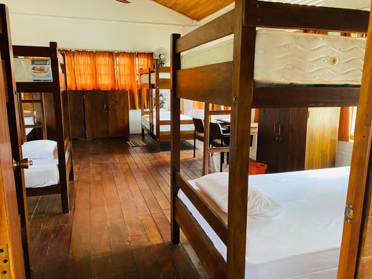 Tanty'S Hostel Galle Buitenkant foto
