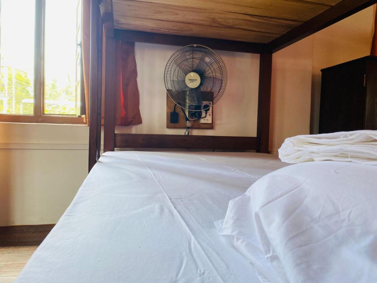 Tanty'S Hostel Galle Buitenkant foto