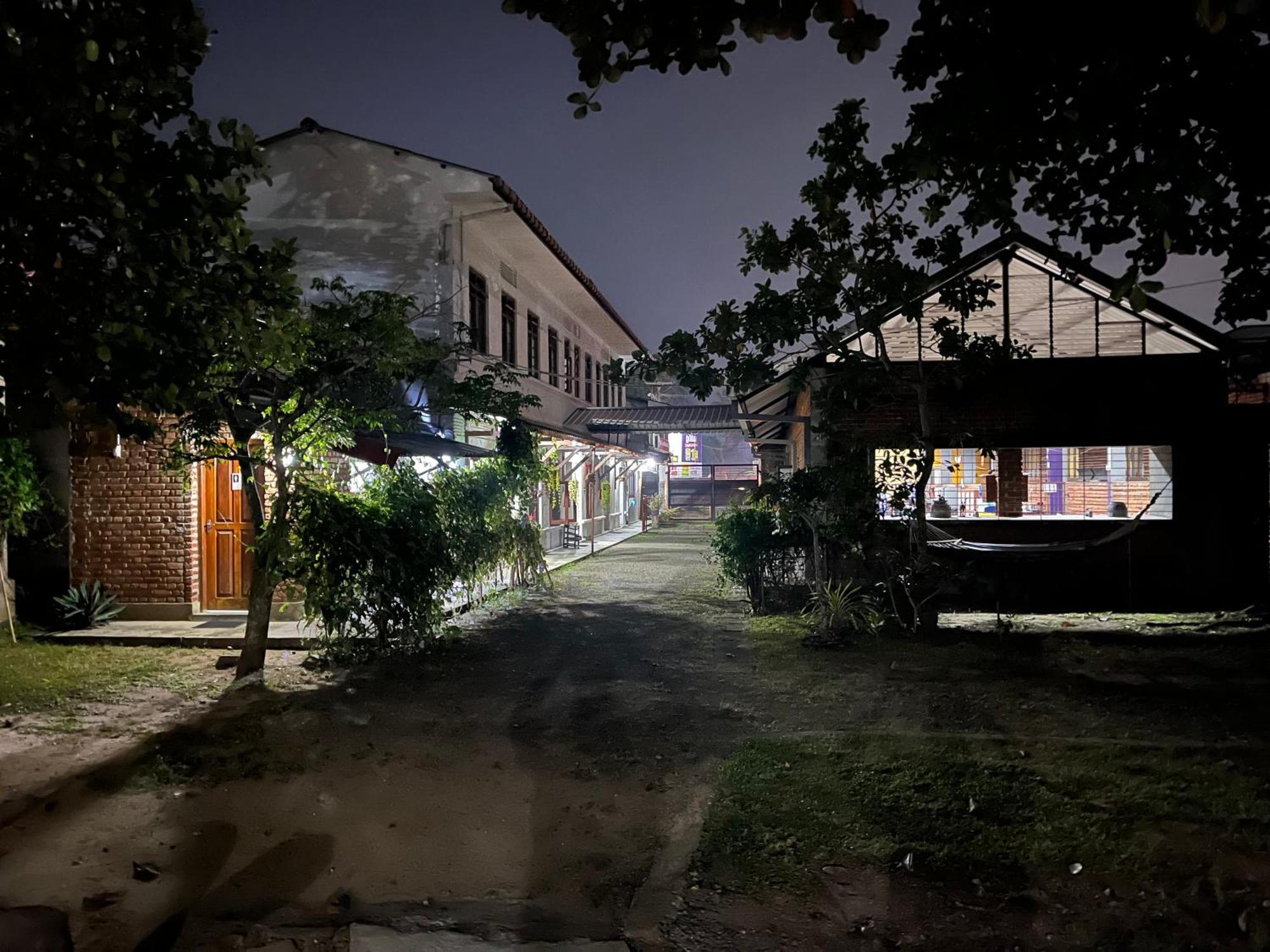 Tanty'S Hostel Galle Buitenkant foto